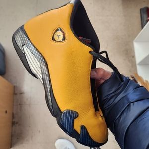 AIR JORDAN XIV YELLOW FERRARI SZ 10